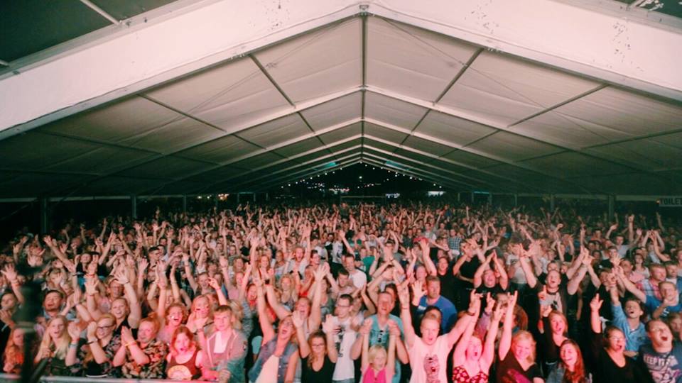 Badpop 2020 Feest in Waarland